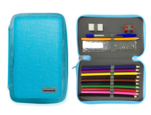 PLUMIER ESCOLAR LIDERPAPEL CUATRO CREMALLERAS COLOR CELESTE 65 PIEZAS