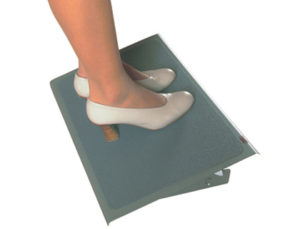 REPOSAPIES ERGONOMICO 3M FR530 METALICO 36,3X26,7X8,13 MM PREVENCION TOTAL